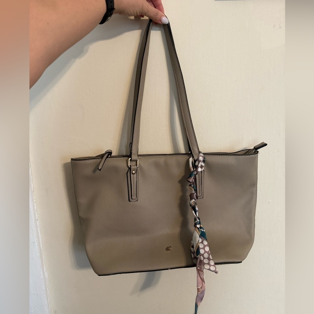 Kate & Alex‎ Cuffaro Italian Design Beige Tote zip up bag